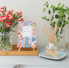 Load image into Gallery viewer, Greenleaf “Meadow Breeze” Large 115mls